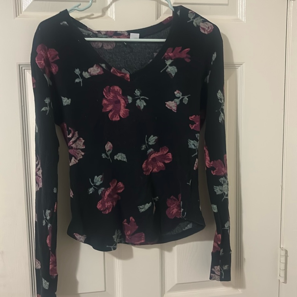 Floral V-neck Sweater